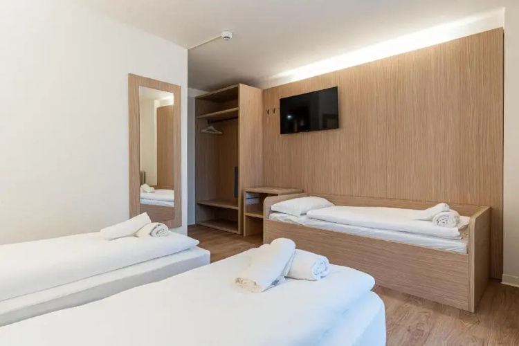 Hotel Antares