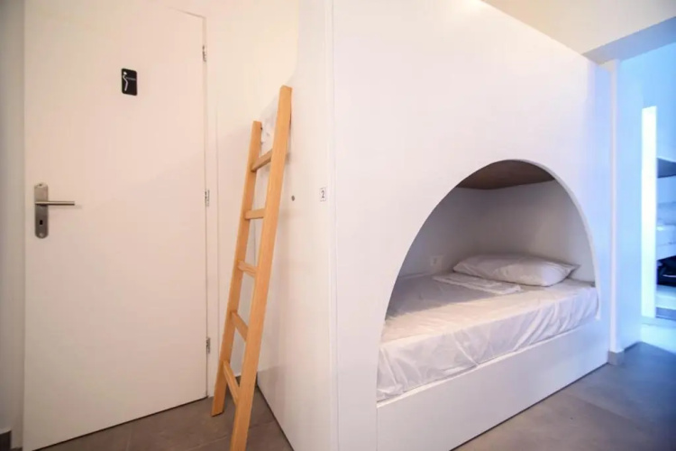 Central Oia Hostel