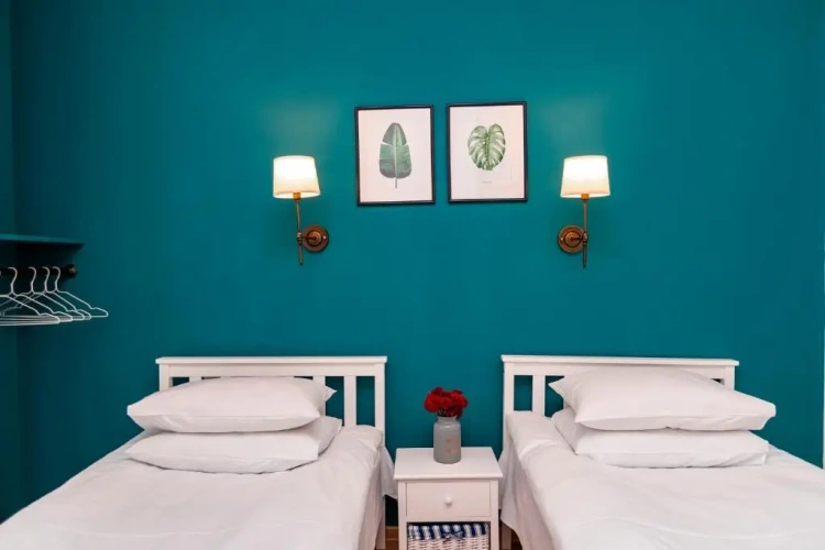3 Bedrooms Apartment