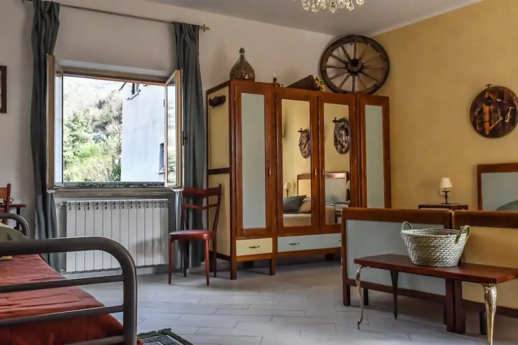 Standard Family room