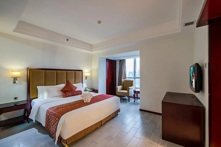 1 Bedroom Business Double Suite