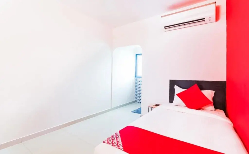 OYO Flagship 36422 Hotel Maruthi
