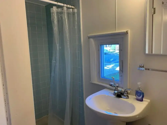Laurel Street 212a