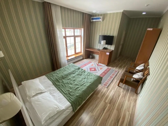 Standard Double Suite