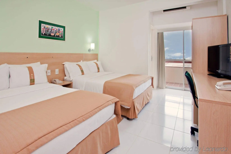 Green Hotel