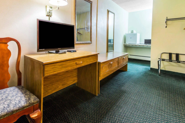 Royal Inn Clearfield