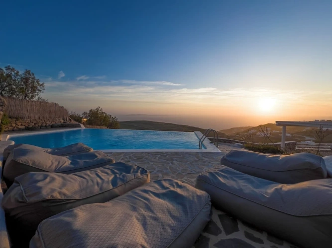 Luxury Villa