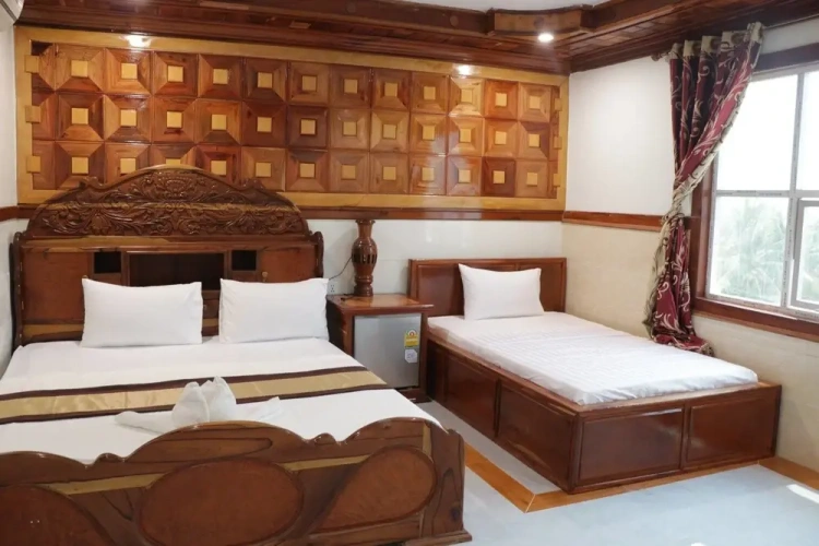Superior Triple room