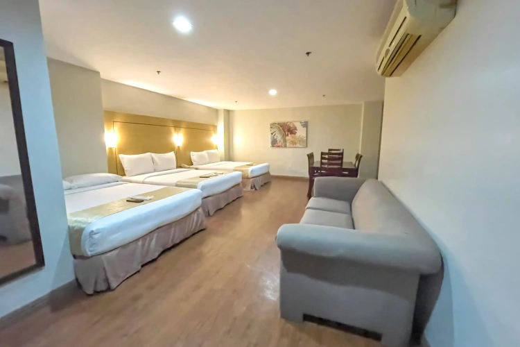 Deluxe Family room