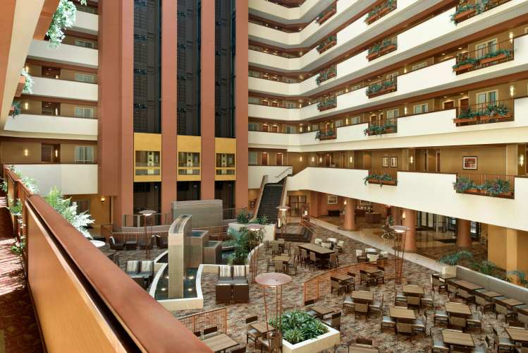 Embassy Suites by Hilton East Peoria Riverfront Hotel & Conf photo 15