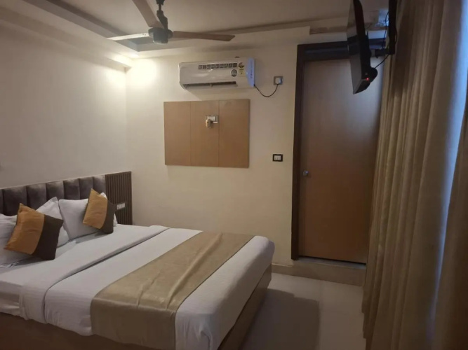 Hotel ABM Aura
