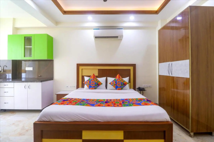 Fabhotel Star Corporate Suite