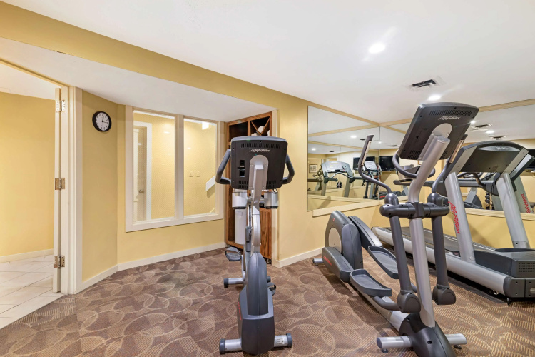 Best Western Inn & Suites Rutland-Killington photo 21