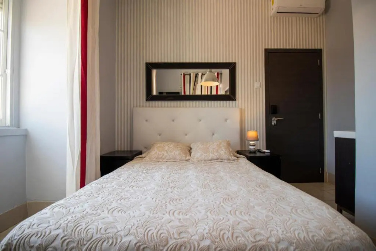 V Dinastia Guesthouse
