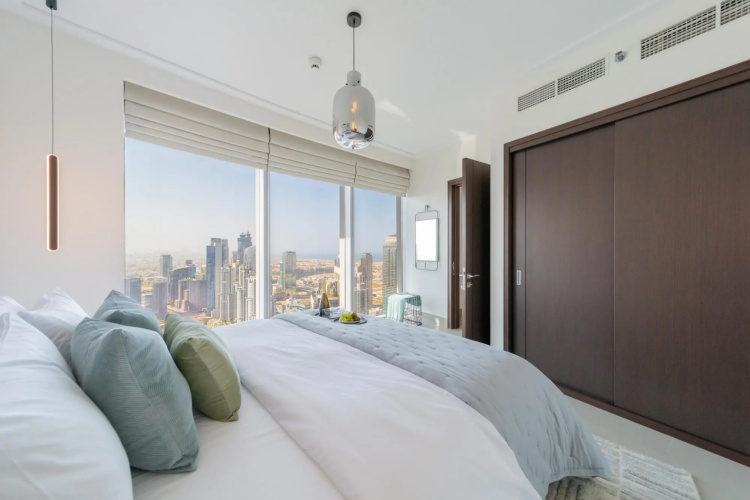 DXB - Opera Grand - 6104 - DT