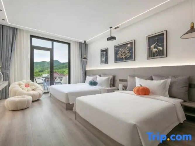 3 Bedrooms Standard room