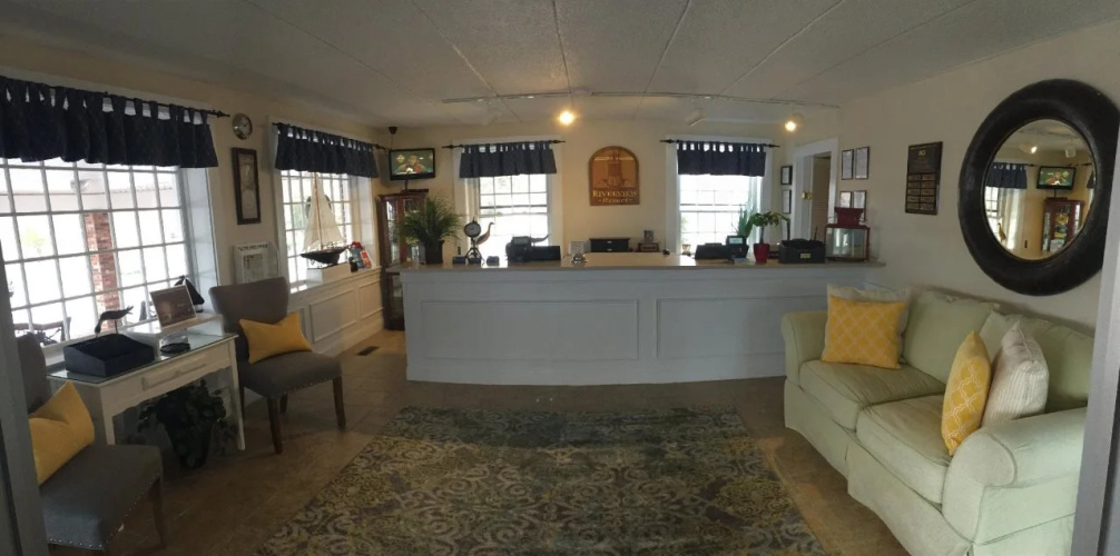 Riverview Resort