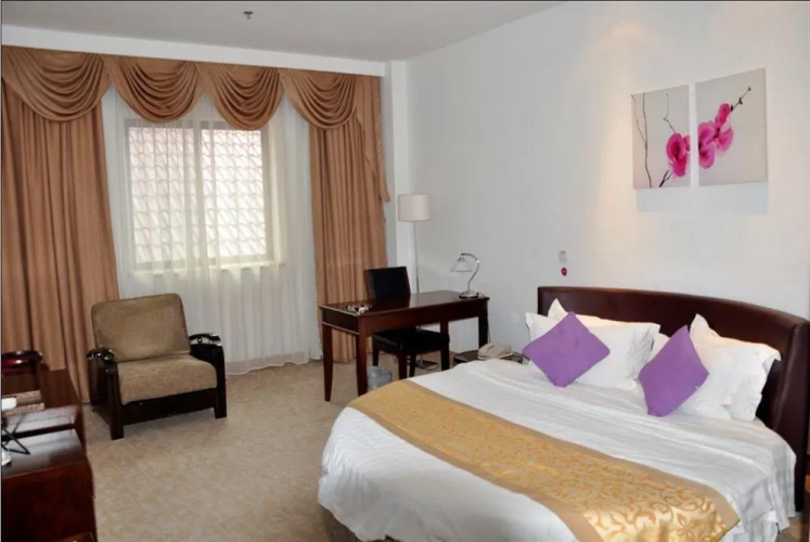 Harcourts Kailun Hotel