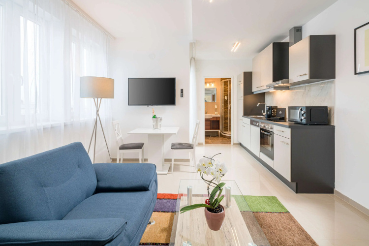 Best Western Plus Celebrity Suites photo 8