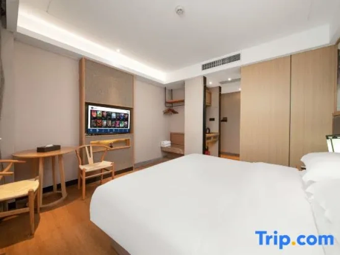 Standard Double room with view
