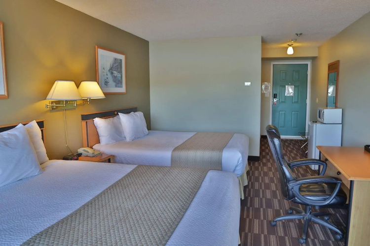 Glen Lyon Inn & Suites