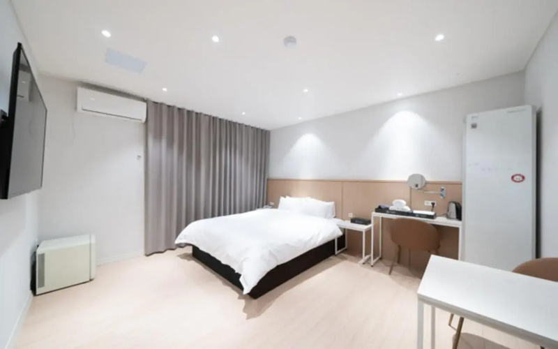 Ballantine Business Hotel