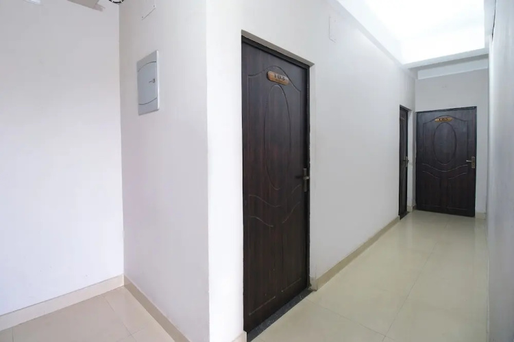 Fabexpress Sai Villa