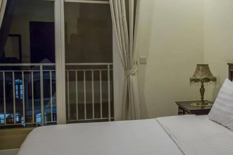 La Residence Suites