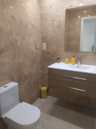 2 Bedrooms Deluxe Apartment