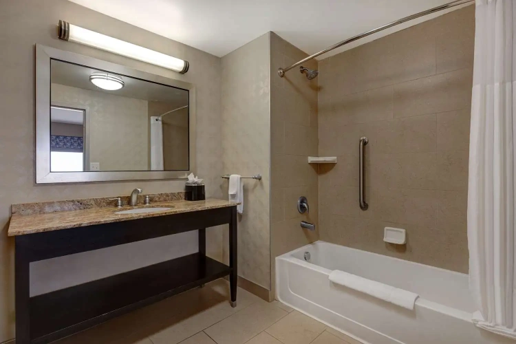 Quadruple Suite