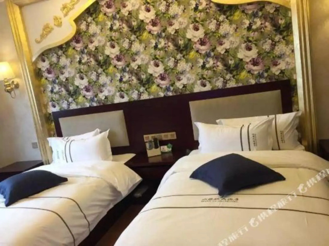 Lujiu Hotel