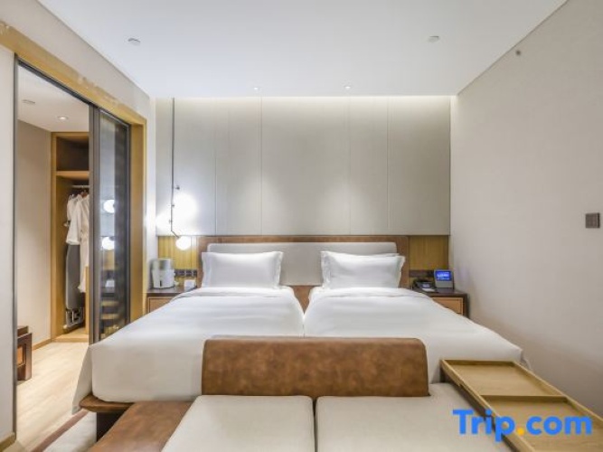 Deluxe Twin Suite