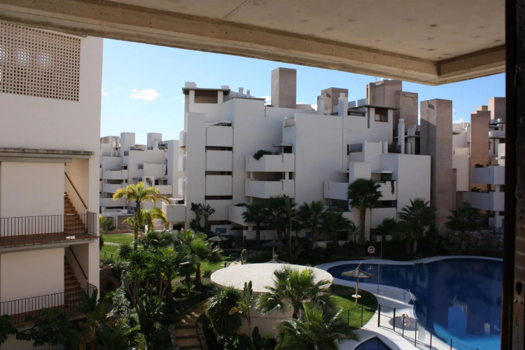 117 - Penthouse with Pool