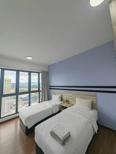 3 Bedrooms Deluxe Apartment with balcony and with city view