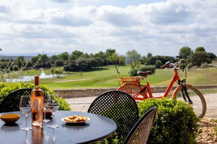 2 Bedrooms Apartment with balcony and with golf view