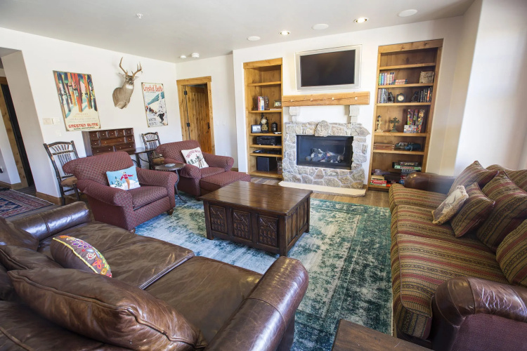 WestWall Lodge