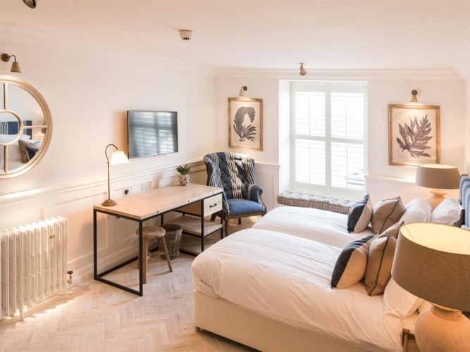 Superior Twin room