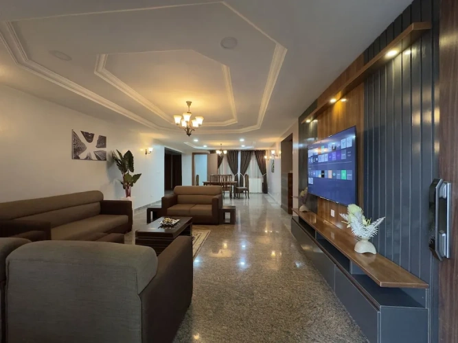 Family Apartment with balcony