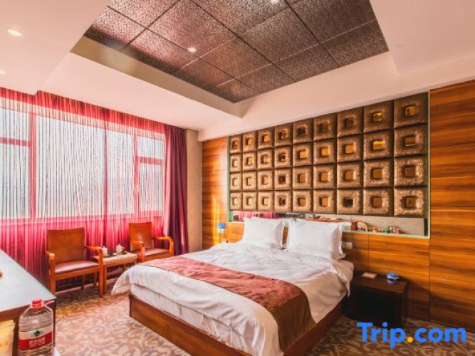 Deluxe Double Suite
