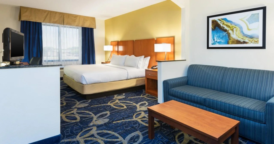 Holiday Inn Express & Suites Midland Loop 250 by IHG