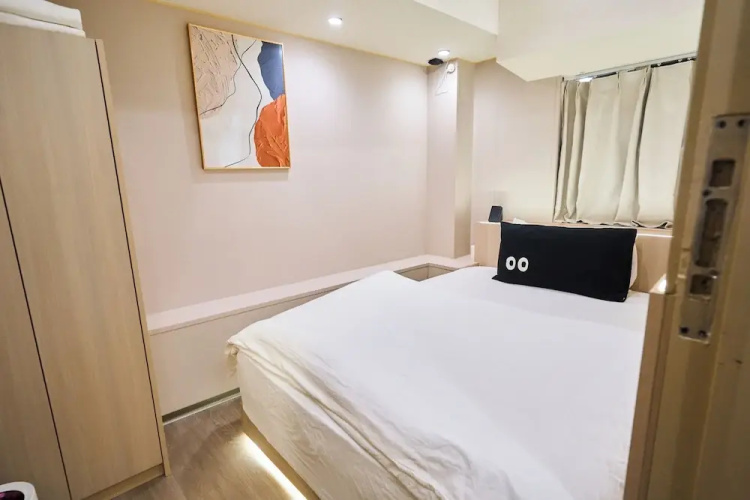 Serene Smart Stay