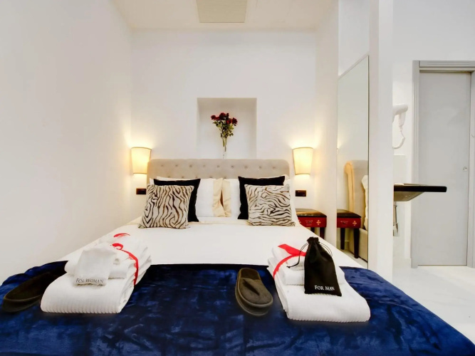 Queen Palace Suites
