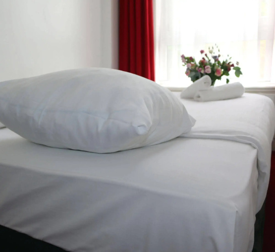 Floris Hotel