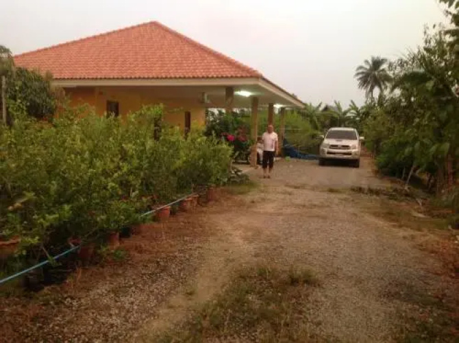 Baan Suan Manow