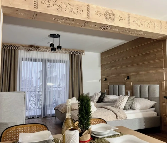 1 Bedroom Standard Suite with balcony