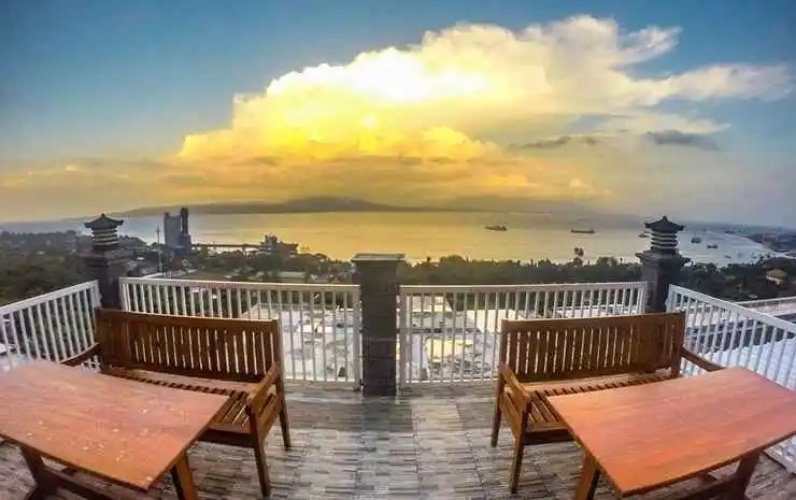 Three B Villa & Resto Banyuwangi