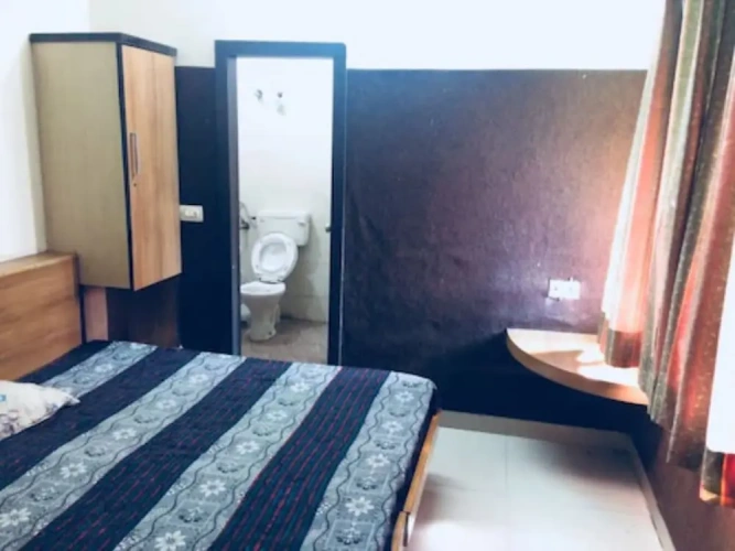 Deluxe Double room with city view