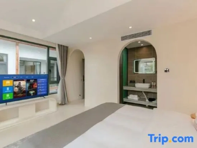 Standard Double room with view