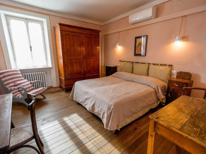 Nice Farmhouse in Asciano With Shared Pool