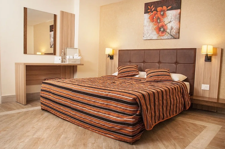 Double Suite